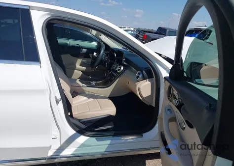 2018 Mercedes-Benz C 300 4Matic из США, поврежденный, VIN WDDWF4KB4JR316387